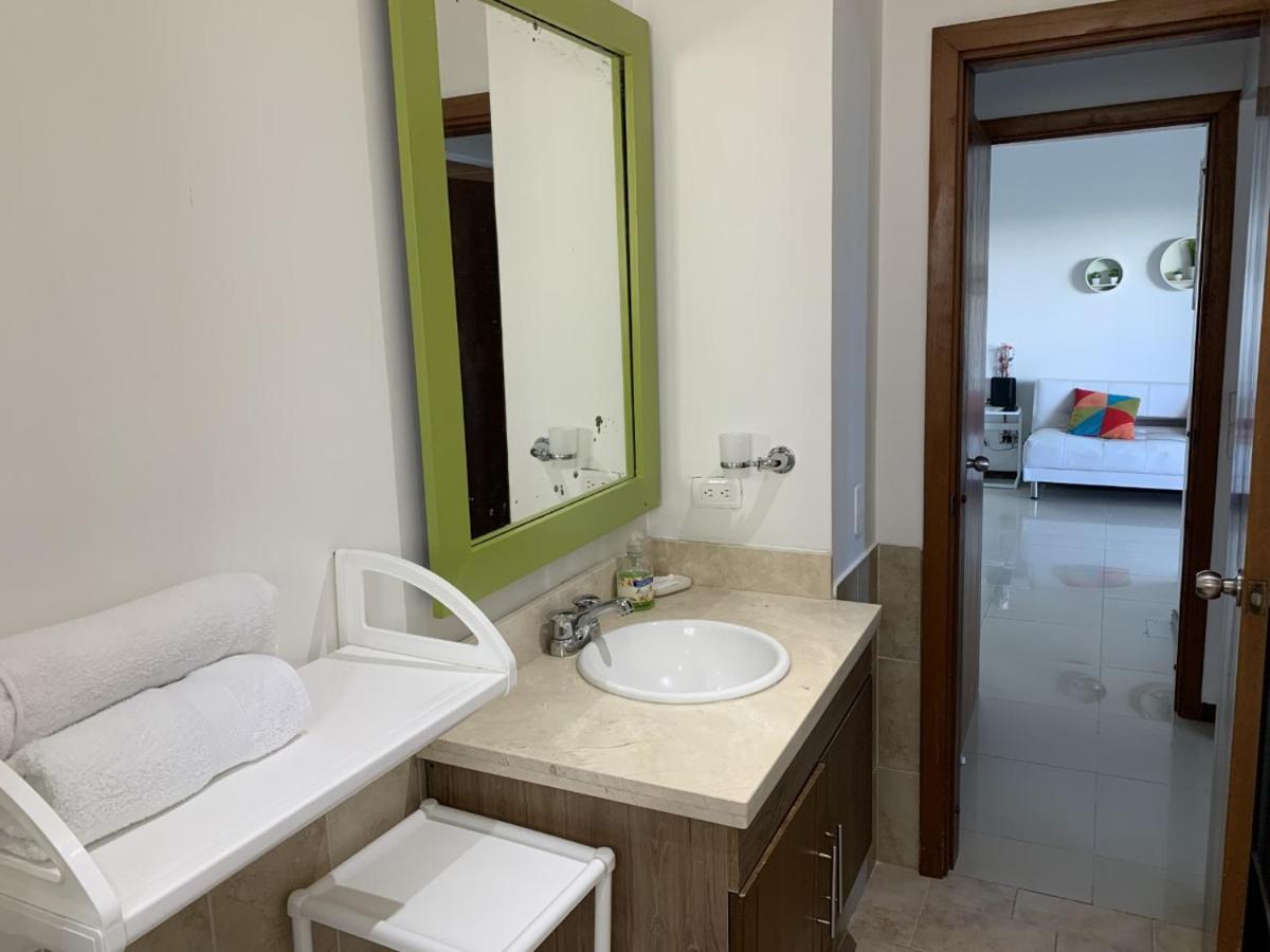 Apartamento Mirador Del Laguito Cartagena Exterior foto